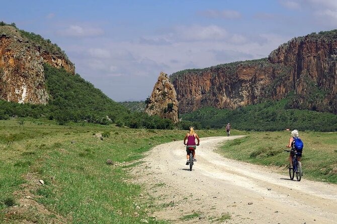 1 Day Bike Tour to Hell’s Gate And Lake Naivasha - Lunch around 1:00pm, plus a bird-focused reset