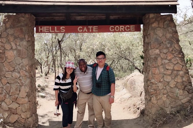 1 Day Hells Gate Biking Safari - On-route viewpoint time: a small stop that helps the story