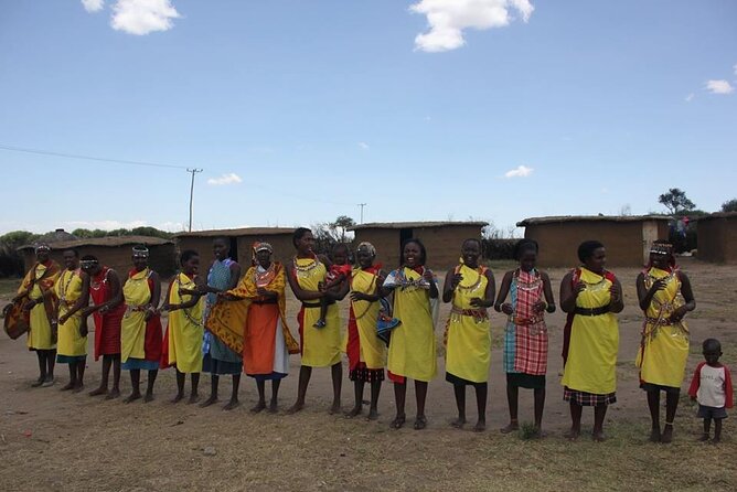 1-Day Maasai Mara Safari - The Mara River picnic lunch, hippos and crocodiles nearby