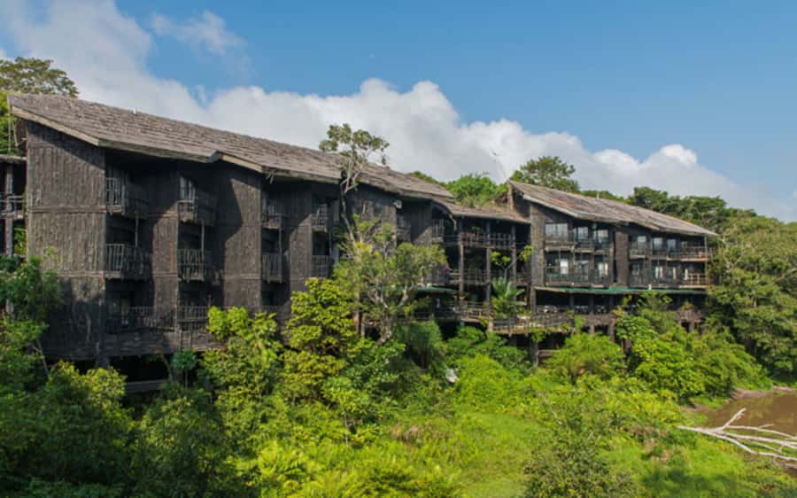 1 day Shimba Hills Tour - Shimba Lodge lunch and the second drive until 3:00 pm