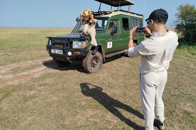 3-Day Private Safari of Tsavo East National Park Adventure - Day 2 Full-Day Tsavo East, Aruba Dam and Cooler-Hour Viewing