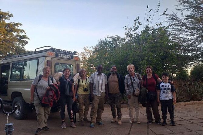 3 Days Maasai Mara Small Group Safari in a 4 x4 Land Cruiser Jeep - Optional Maasai village visit in the Ololaimutiek area