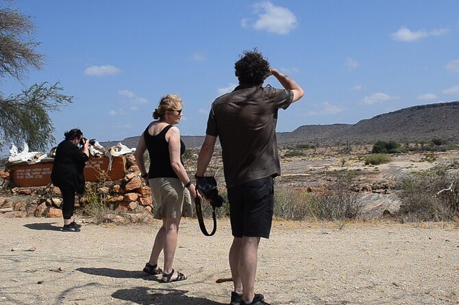 3 days Masai Mara on Private 4x4 Land Cruiser - Getting out of Nairobi: Rift Valley views and a long first day