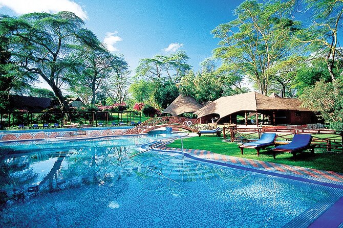 3days masai mara best of lodge safari - Day 3: Maasai village option from 7:30 to 9, then back to Nairobi
