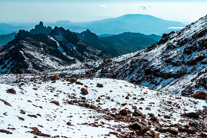 5 Days Mount Kenya Climbing Via Chogoria Sirimone Route - Day 3, connect to the main trail near 4,100m, then Mintos huts (~4,200m)