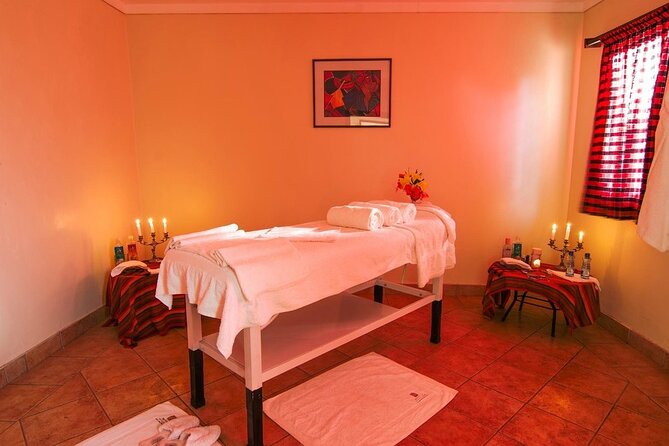 6 Days Masai Mara-Nakuru-Amboseli - Lodge Safari-Private 4X4 JEEP - Lake Naivasha Stopover: Optional Boat Ride and Hippo Possibilities