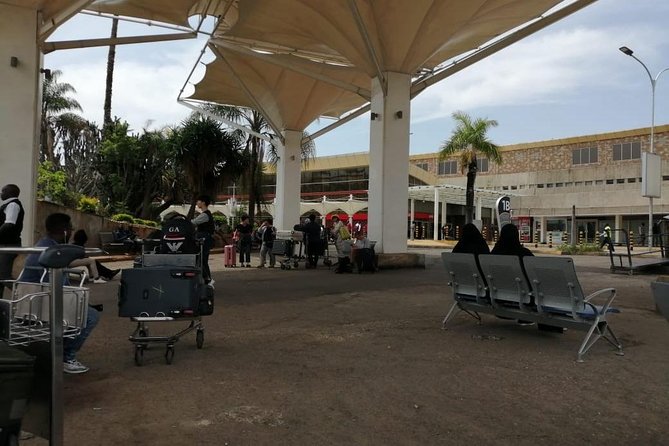 Airport Pickup And Nairobi City Tour - Galleria Shopping Mall: Souvenirs Without the Street Stress