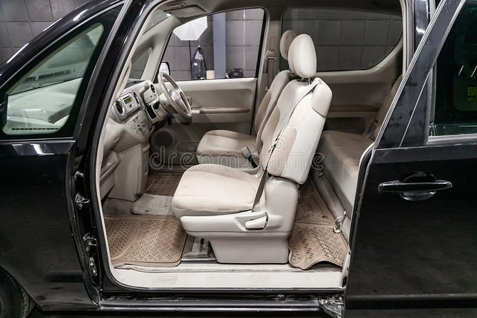 Airport transfer - What You Actually Get for $129.58 Per Group (Up to 7)