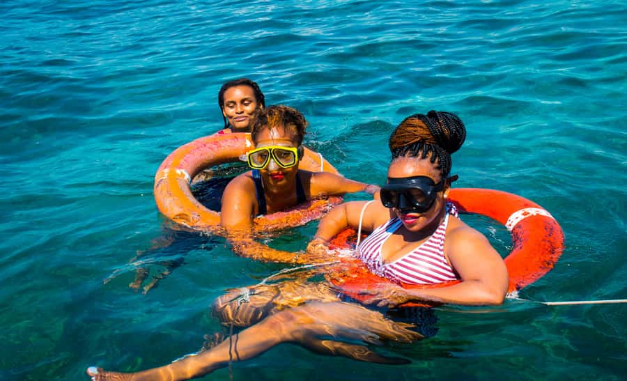Blue Safari: Snorkeling at Watamu Marine Park & Seafood - Snorkeling at Watamu Marine Park: reef time, crowding, and how to judge the day