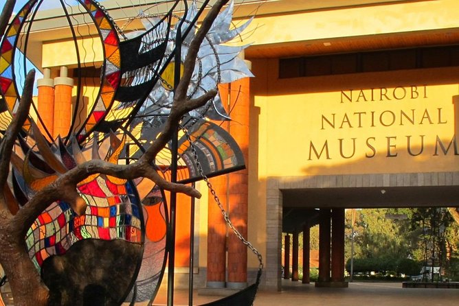 Day Tour Nairobi Museum, Giraffe Centre & Nairobi National Park - Giraffe Centre (African Fund for Endangered Wildlife): Rothschild’s giraffes up close
