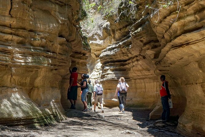 Day tour to Hells Gate, Lake Naivasha and Crescent Island Walk - Nairobi to Hell’s Gate: an early start that pays off