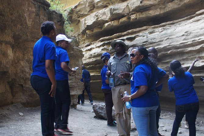 Day Tour to Lake Naivasha & Hell's gate - Guide quality: why the best part is the human details