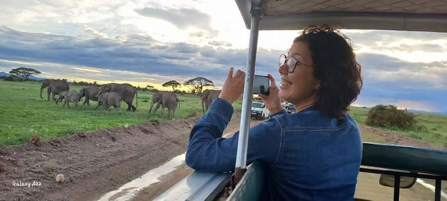 DAY TRIP AMBOSELI NATIONAL PARK FROM NAIROBI BUDGET SAFARI. - Wildlife Time Equals Photo Time, But Timing Matters