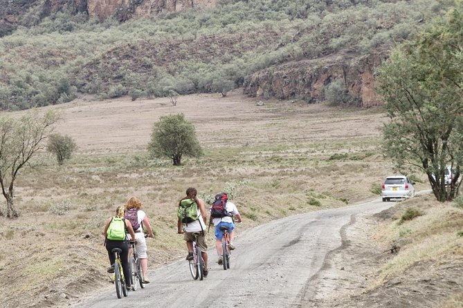 Day Trip -Hells Gate & Lake Naivasha With Boat Ride From Nairobi - Hell’s Gate National Park on Foot: Cliffs, Gorges, and Animal Reading