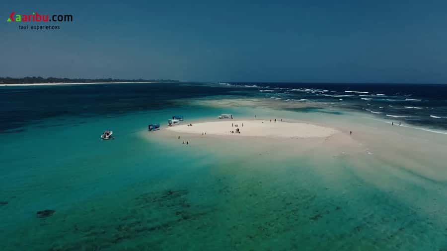 Diani Beach: Glass-Bottom Boat Cruise to Robinson Island - What to bring, and the rules that keep the water experience smooth