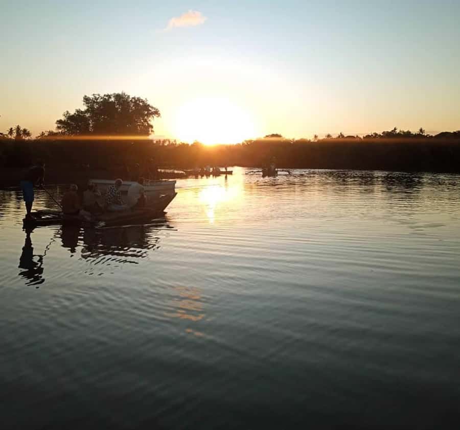 Diani Beach: Kongo River Sunset Experience in a canoe - Traditional Canoe, Human-Powered Rowing, No Engines
