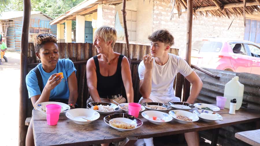 Diani: Market and Street Food Walking Tour - Entering the world of Diani food, not just eating on the go