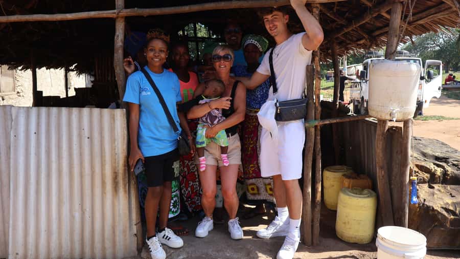 Diani: Market and Street Food Walking Tour - Street food tasting: your “starter, main, snack” shortcut