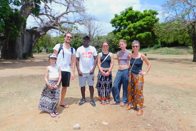 Diani Taxi and Airport Transfers - What You Get in the Car: Clean, Air-Conditioned, and Built for Real Luggage