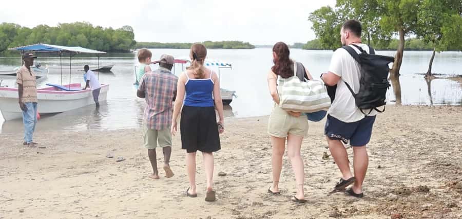 From Diani Beach: Funzi Island Full Day Excursion with Lunch - Transfers, timing, and what “full day” really means