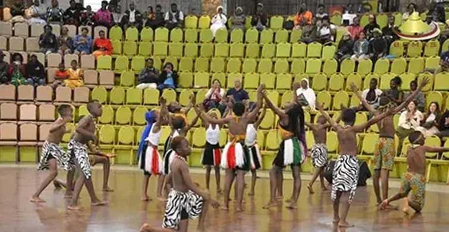 From Nairobi: Bomas of Kenya Cultural Dance Tour and Show. - Acrobatics in the arena: the fast adrenaline boost