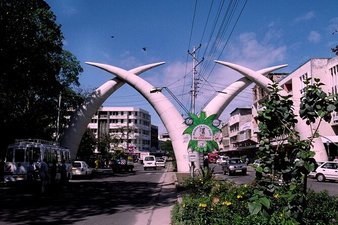 Full day tour in Mombasa - Old Town streets, fish market area, and a lunch break that’s mostly on you