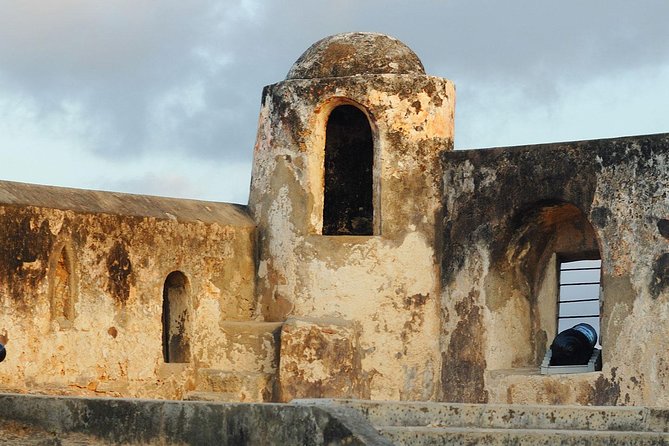 Full-Day Tour of Mombasa - Lunch planning, food budget, and market etiquette