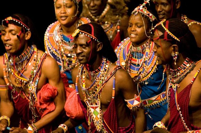 Giraffe Center, Elephant Orphanage, Beads Center & Bomas of Kenya Tour Nairobi - Why this Nairobi day tour feels like a smart first taste of Kenya