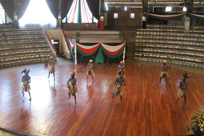 Giraffe Centre and Bomas of Kenya Full-Day Tour from Nairobi - Why This Nairobi Wildlife and Culture Day Works So Well