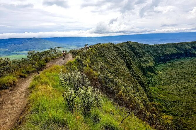 Guided Mount Longonot Hiking Day Trip - A Rift Valley Crater Hike From Nairobi, With Lake Naivasha Added