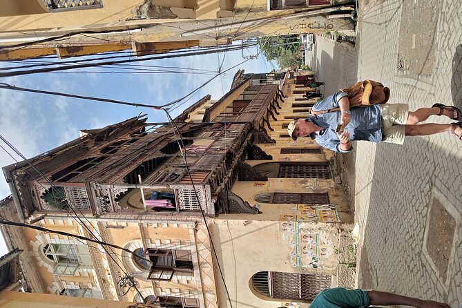 Half day city tour of mombasa - Swaminarayan Hindu Temple Visit: Respectful Sightseeing in a Living Place