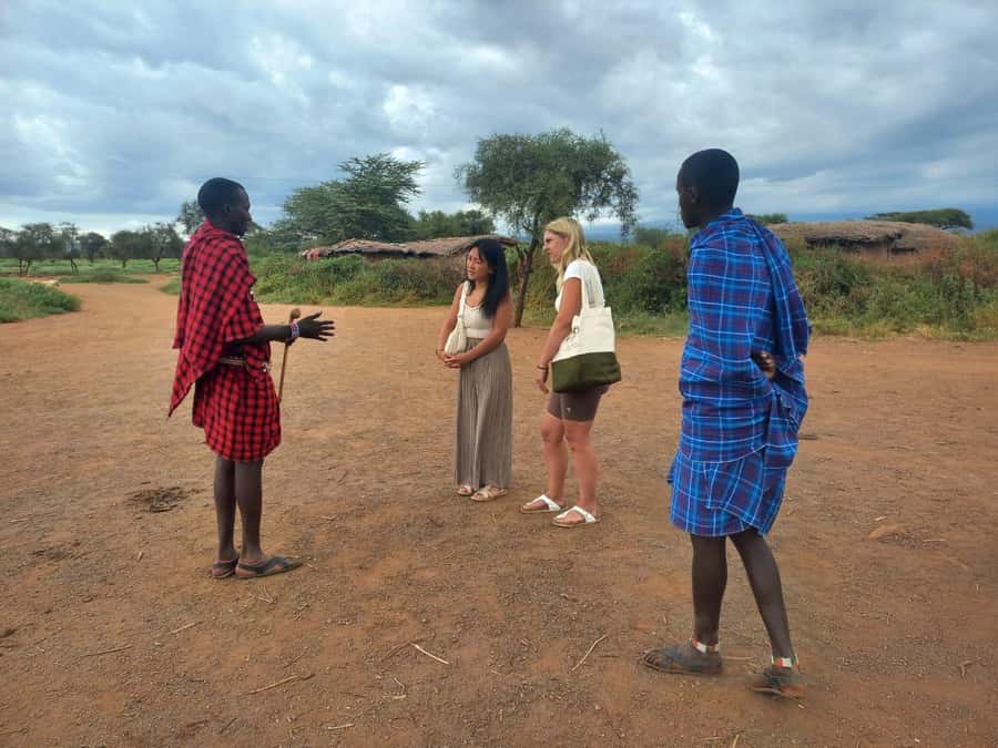 HALF DAY TOUR MASAI VILLAGE FROM NAIROBI WITH PICKUP&DROPOFF - Alfred and William: The Difference Between Watching and Understanding