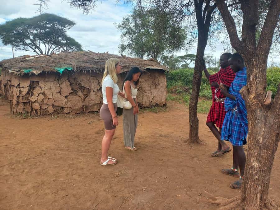 HALF DAY TOUR MASAI VILLAGE FROM NAIROBI WITH PICKUP&DROPOFF - The Traditional Dance Show: Why It’s Not Just Entertainment