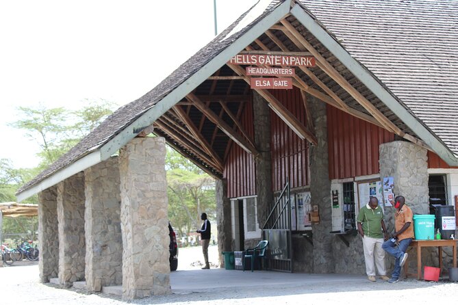 Hell's Gate National Park Private Bike Tour from Nairobi - Lake Naivasha: lunch at the Fisherman’s Camp area and an optional boat
