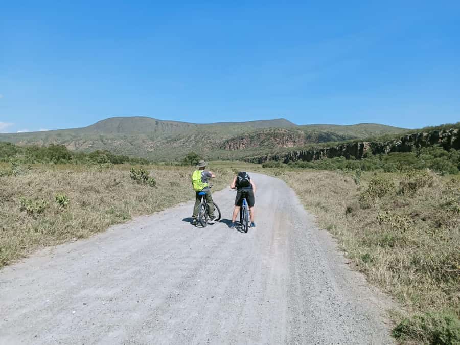 HELLS GATE AND LAKE NAIVASHA DAY TRIP FROM NAIROBI. - Key things you should know before you go
