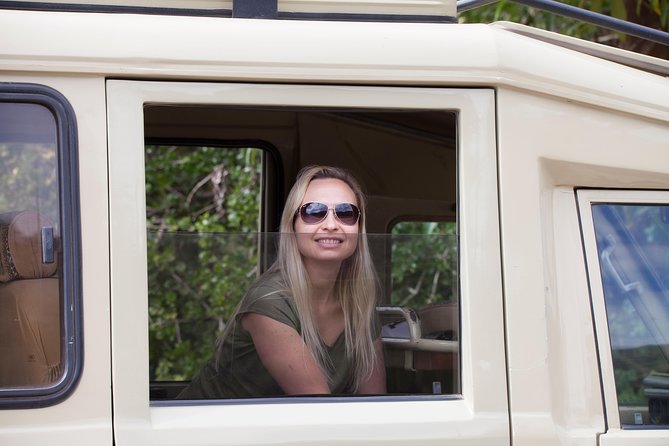 Introducing Kenya Safari Package - Nairobi pickup and the long-drive reality check