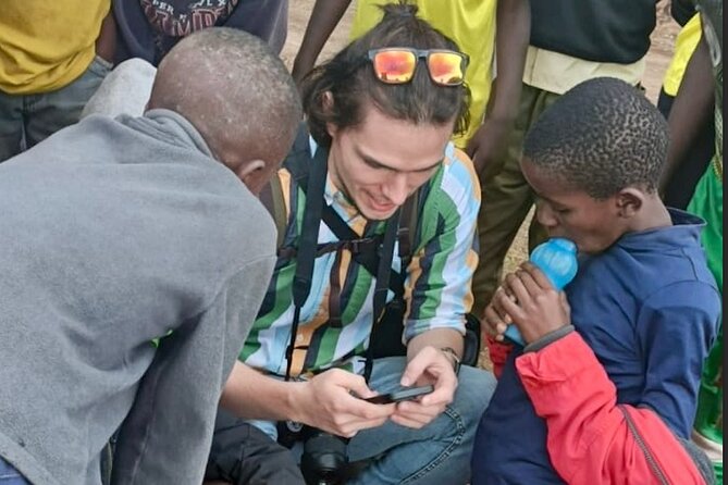 Kibera Chocolate City Tour - Victoria Bones Craftshop: creativity as survival skills