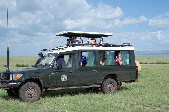 Lake Nakuru, Naivasha & Masai Mara 4 Days Private Jeep Safari - Day 2: A short Nakuru drive, then the long move into Masai Mara