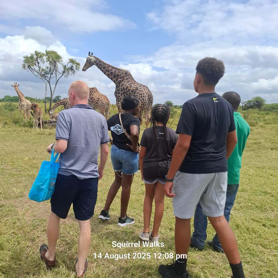 MOMBASA:FortJesus,OldCity,GiraffeOstrich,Oryx,Eland,WildTour - Starting with a real guide, not a race through town