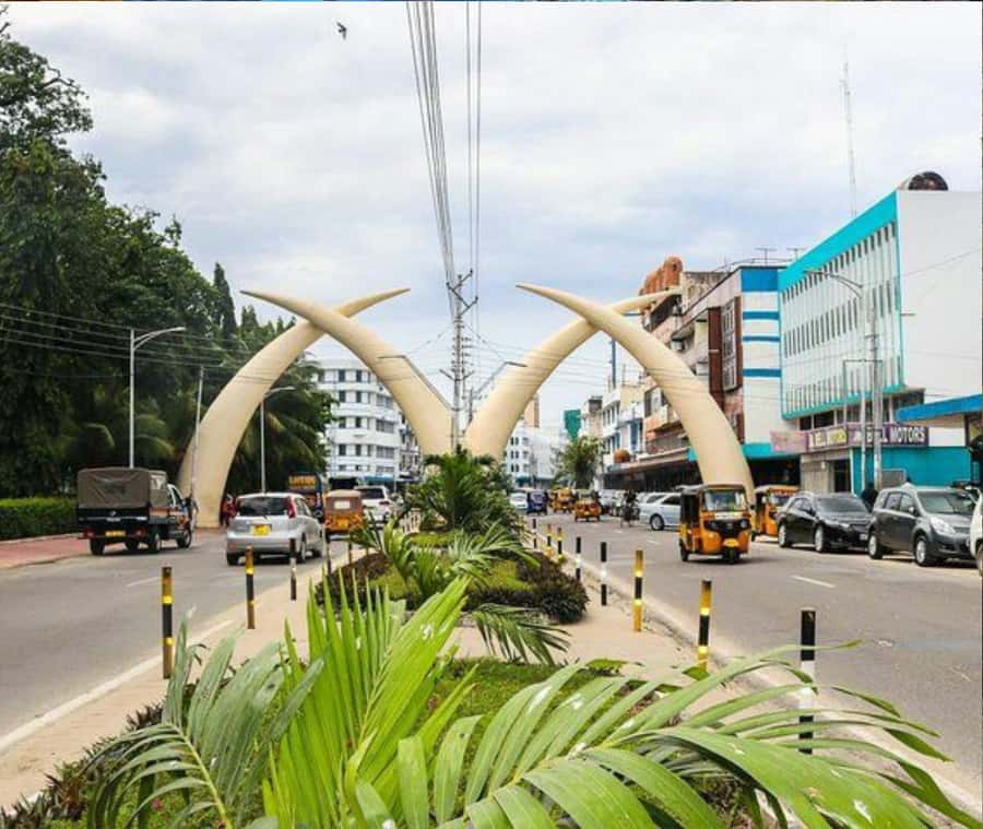 Mombasa: Historical Guided city tour. Old town, Fort Jesus - Fort Jesus Museum: UNESCO walls with the right context