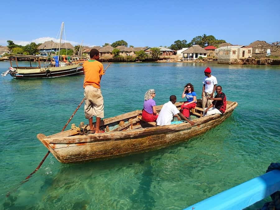 Mombasa: Kisite Park Private Cruise with Breakfast and Lunch - The Sandbank Break: Sand Bath Time and a Reality Check
