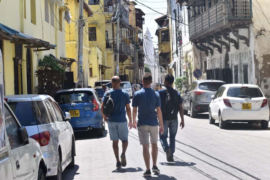 Mombasa Tour by Ghalib - Old Marked spice and vegetable market: where the lessons become sensory