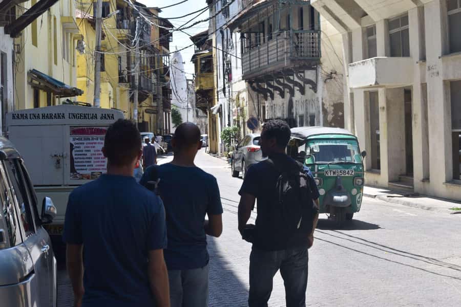 Mombasa Tour by Ghalib - Lunch at a restaurant, then the return drive with waterfront views