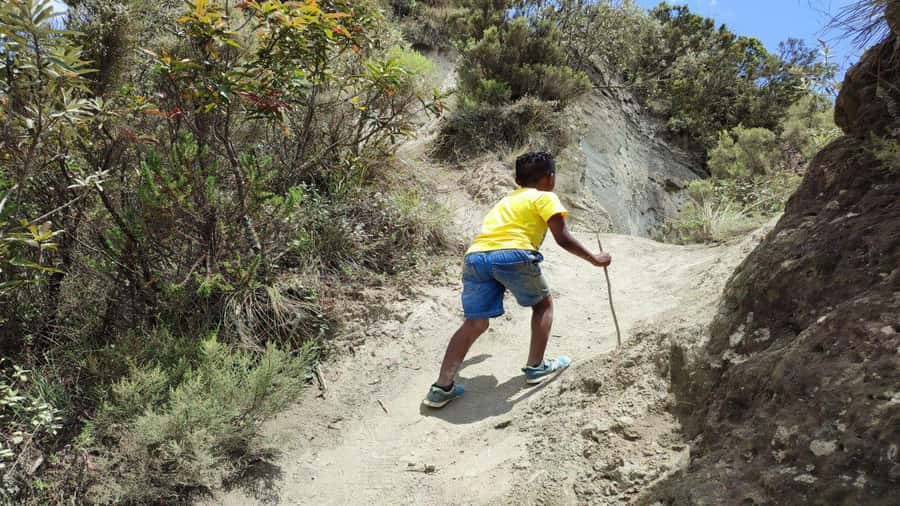 Mt Longonot National park Day Hike - Timing and pace, what the 4.1 km climb really means