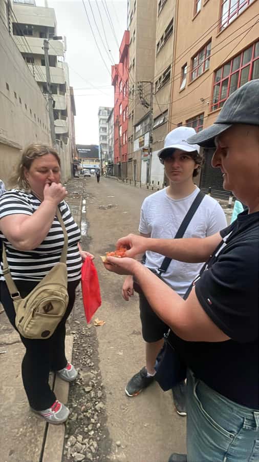 Nairobi: 1 Hour Gastronomic and Street Food tour of Nairobi - Timing, walking comfort, and what to bring