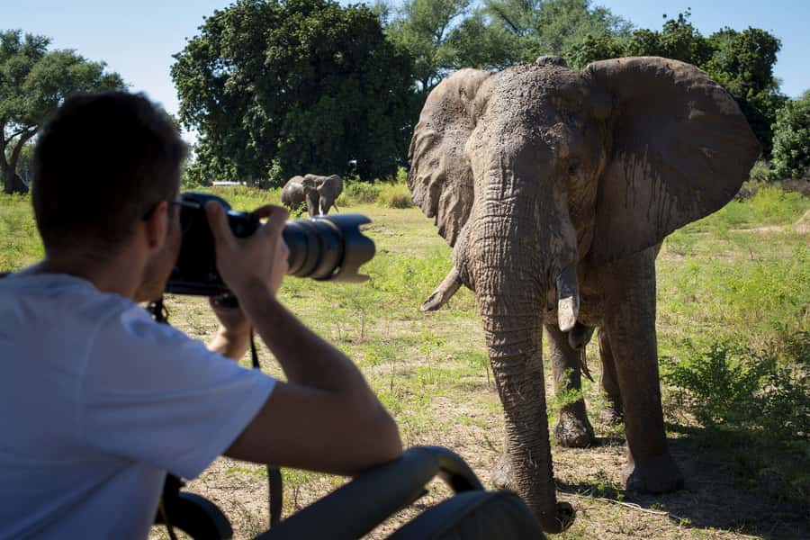 Nairobi: 4-Day Maasai Mara & Lake Nakuru Camping Safari - Getting From Nairobi: Rift Valley View Stops and Van Comfort