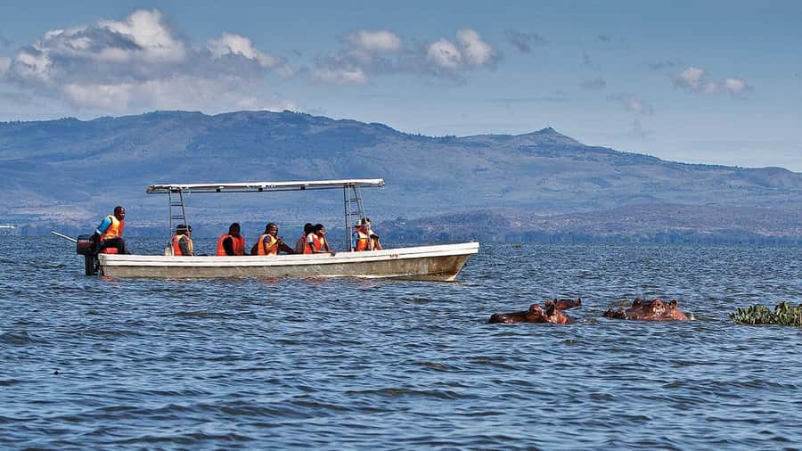 Nairobi: 4-Day Masai Mara, Lake Naivasha & Hell's Gate Tour - Hell’s Gate: cycling and walking in a park made for it