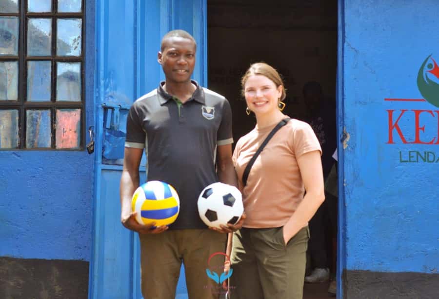 Nairobi: Chocolate City Kibera Slum Walking Tour - The Home Visit Moment: Be Respectful, Then Let It Land