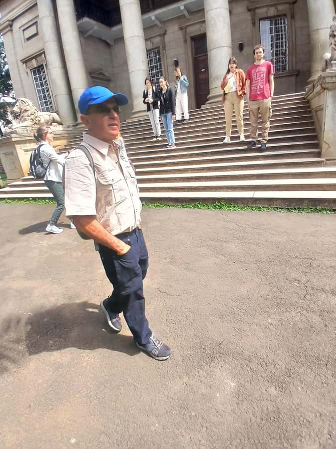 Nairobi City;Culture and Historical guided tour - Jamia Mosque, Nairobi’s major mosque, and learning the city’s rhythm
