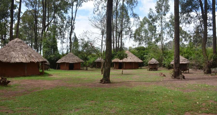 Nairobi: City Tour with Bomas of Kenya Visit - August 7 Memorial Park, a real pause for remembrance
